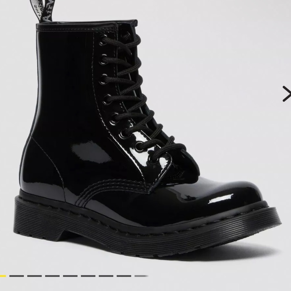 Dr Martens 1460 MONO PATENT LEATHER LACE UP BOOTS US 6